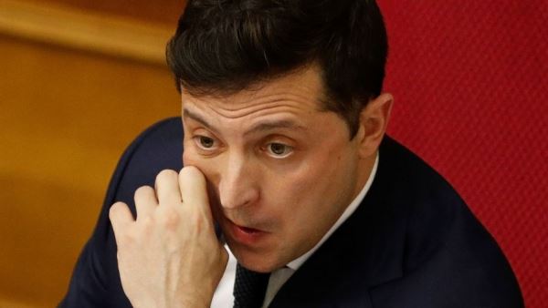 Украинский политолог заявил, что Зеленский находится в состоянии паники