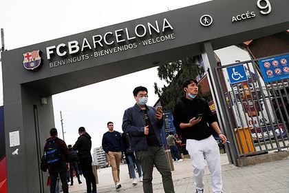 «Барселоне» предрекли банкротство
