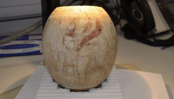 Древние тайны украшенных яиц страусов
